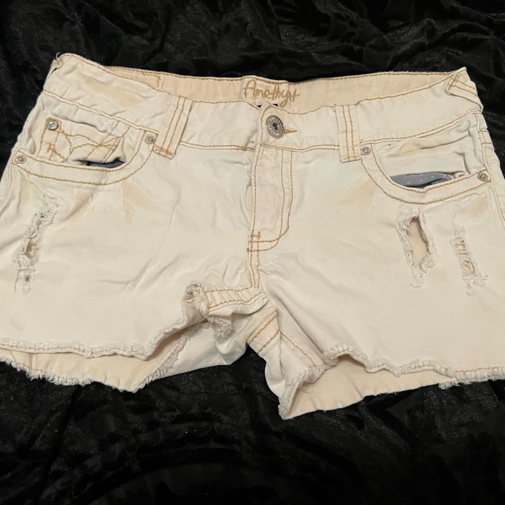 Amethyst shorts size 11